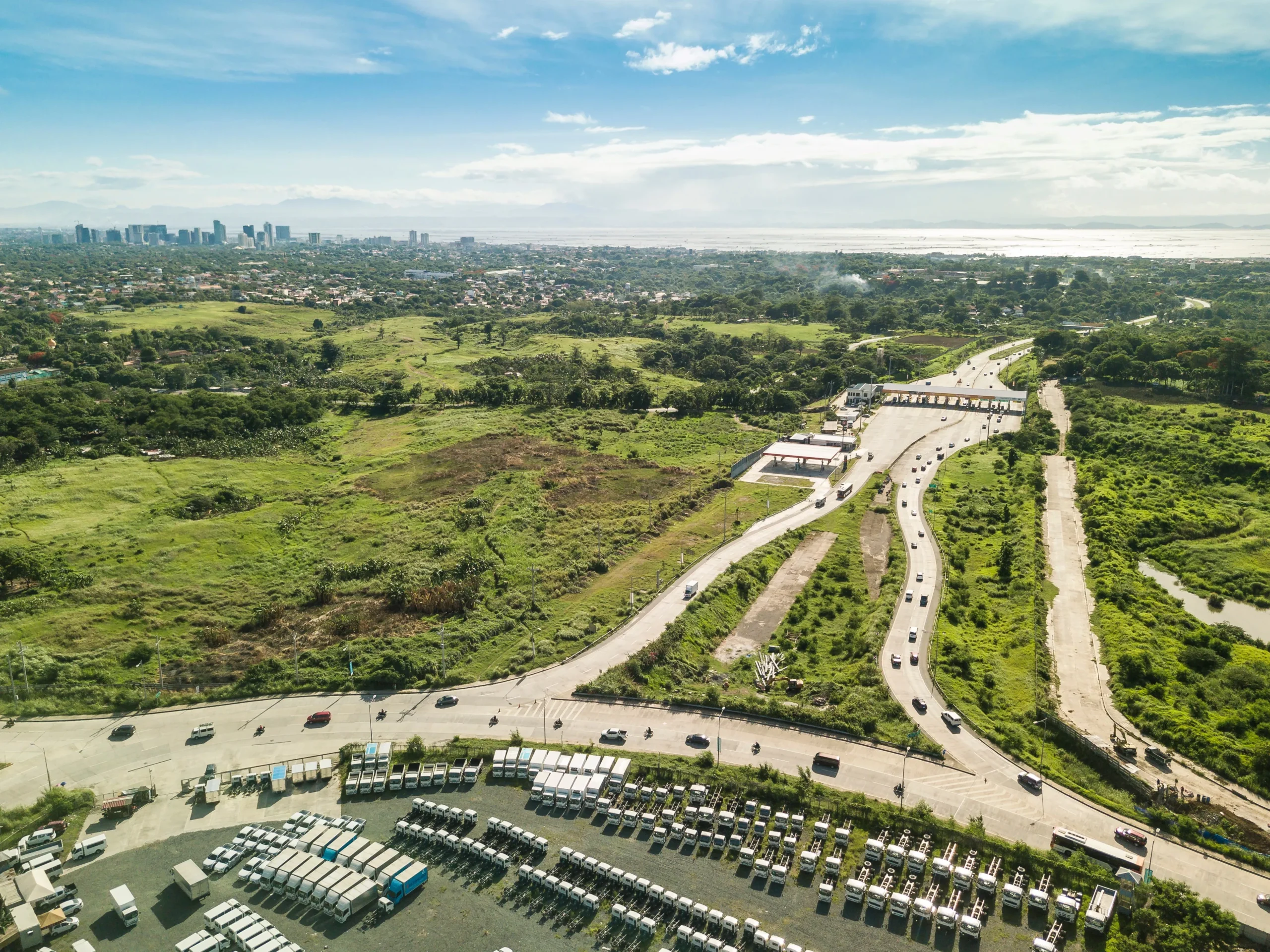Muntinlupa-Cavite Expressway (MCx), Philippines