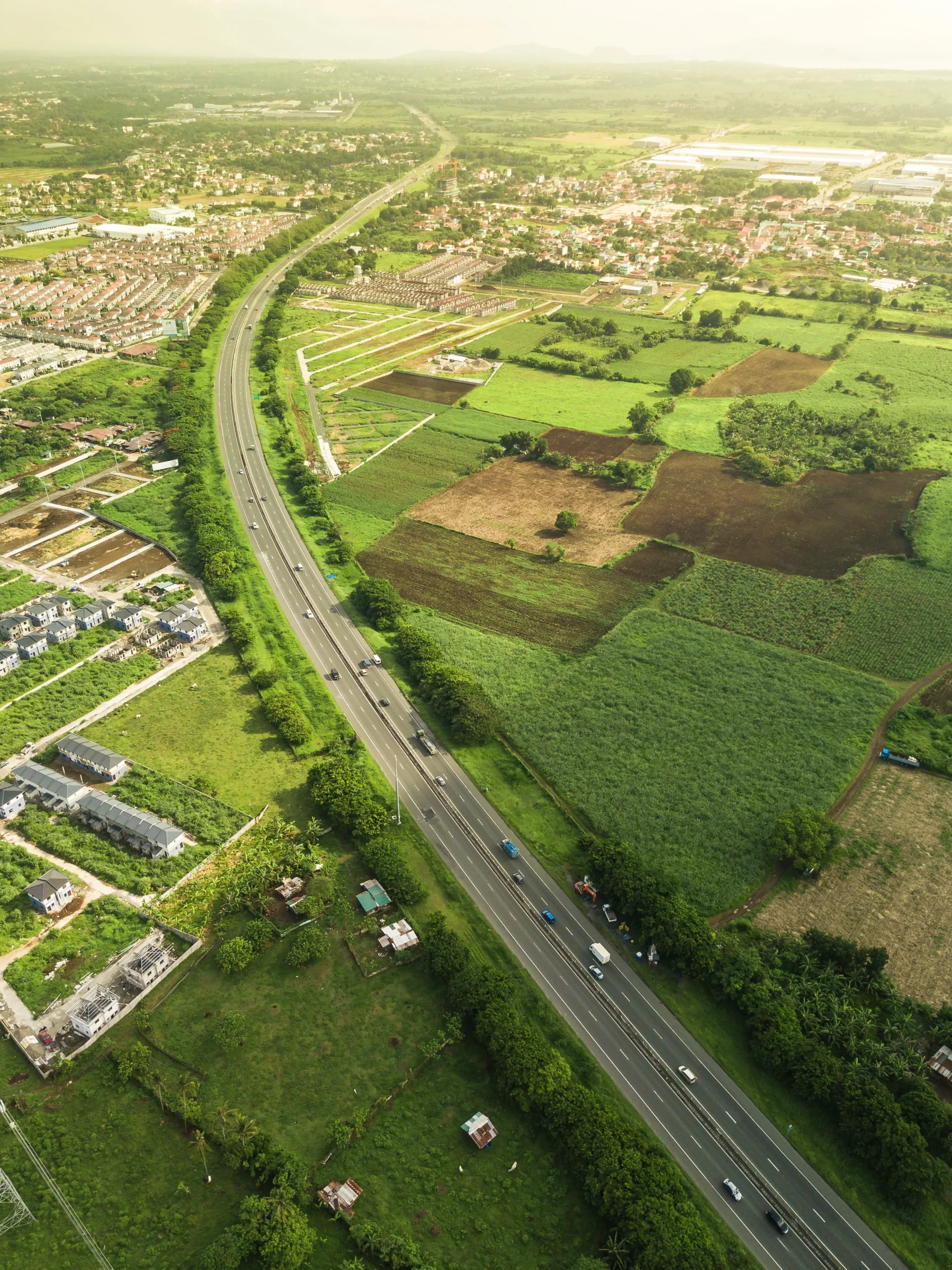 Southern Tagalog Arterial Road (STAR Tollway)