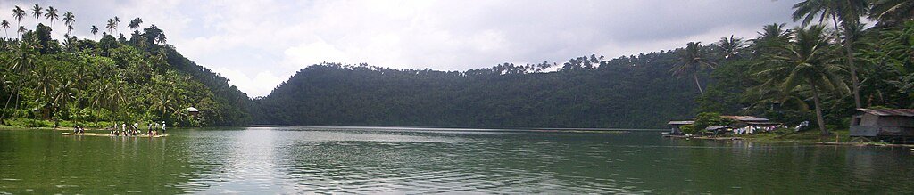 raft tour on Lake Pandin