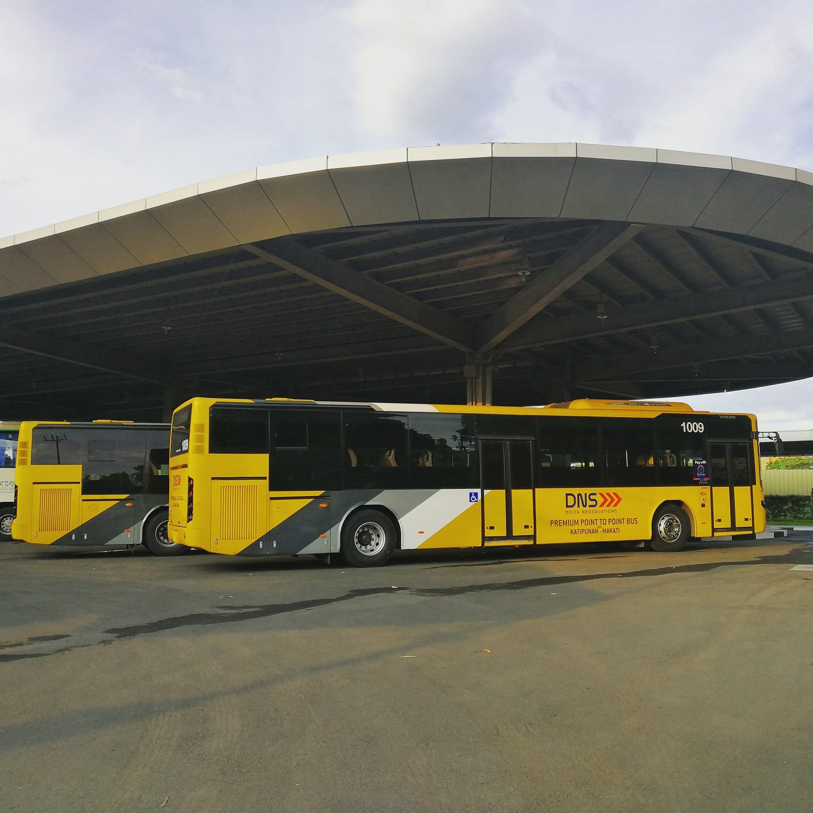 makati to laguna P2P bus services